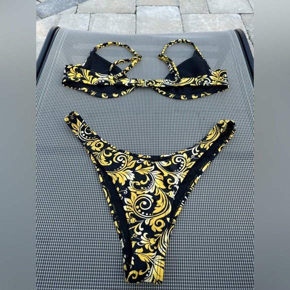 Cabana del Sol Baroque Print Two - Piece Bikini 👙 - Picture 4 of 8